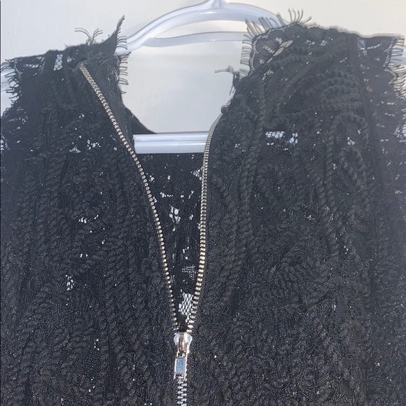 Honey Chelsea Lace Black Dress in Small - Picture 4 of 5